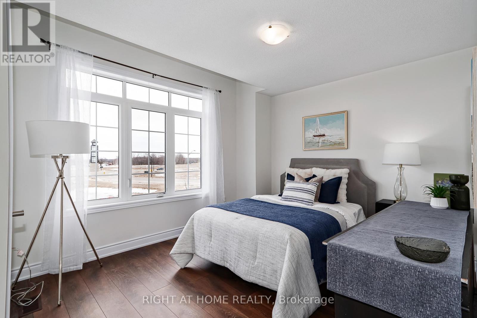 9 Mission Street, Wasaga Beach, Ontario  L9Z 0L8 - Photo 18 - S12975080