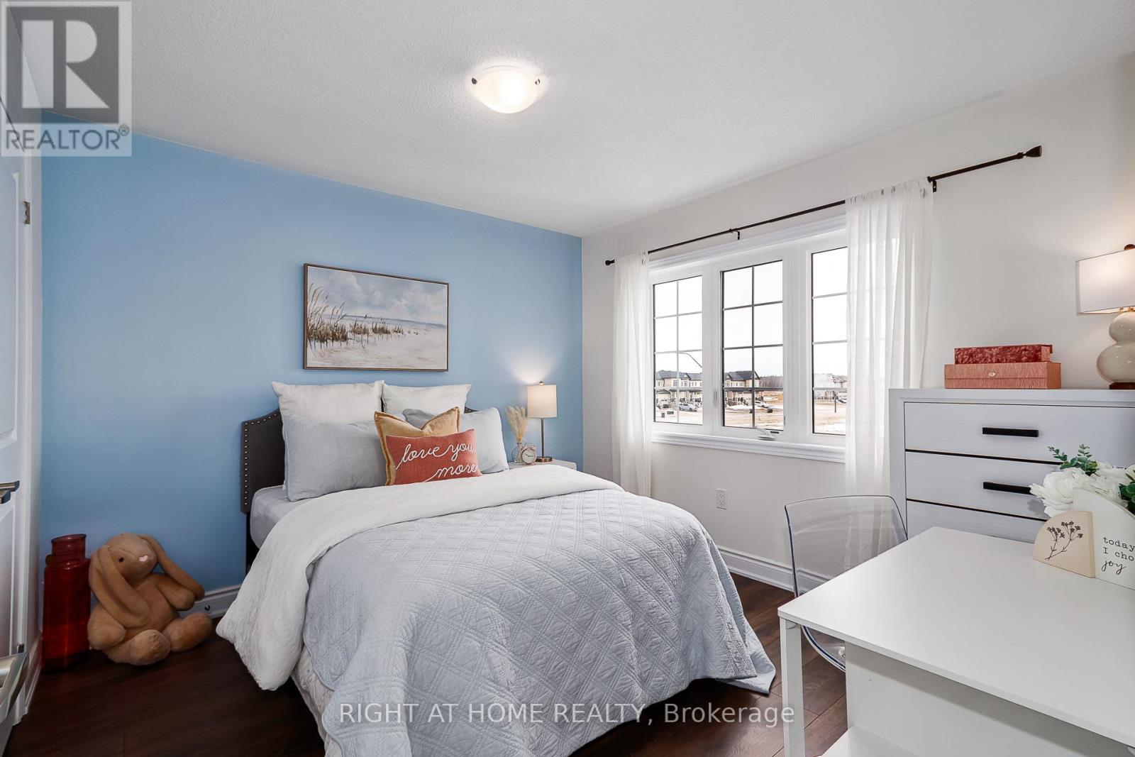 9 Mission Street, Wasaga Beach, Ontario  L9Z 0L8 - Photo 20 - S12975080