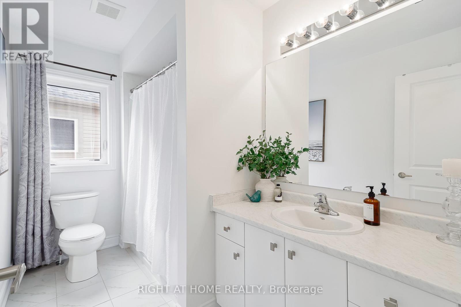 9 Mission Street, Wasaga Beach, Ontario  L9Z 0L8 - Photo 22 - S12975080