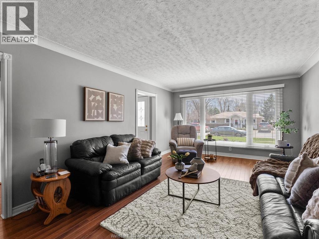 705 Optimist Street, Belle River, Ontario  N8L 0J6 - Photo 5 - 26007534