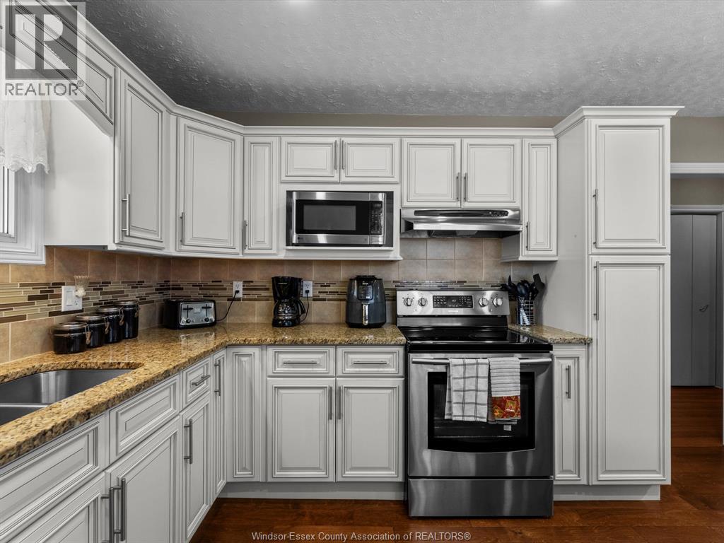 705 Optimist Street, Belle River, Ontario  N8L 0J6 - Photo 9 - 26007534