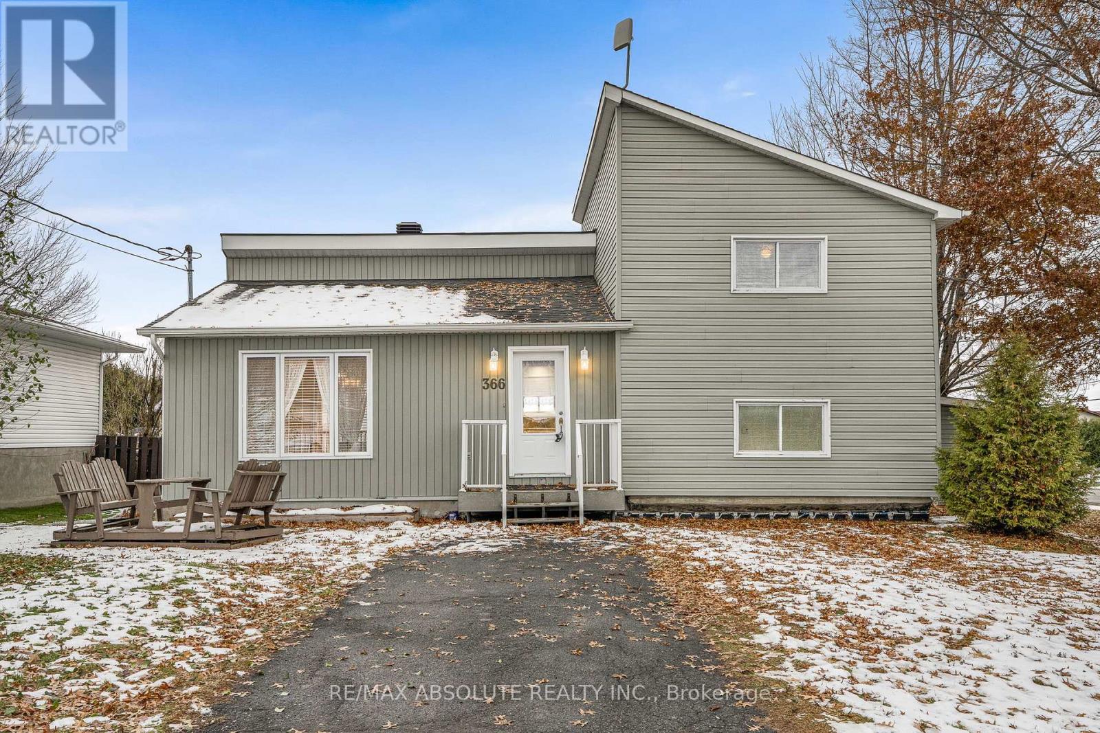 366 CHARRON STREET, Clarence-Rockland, Ontario