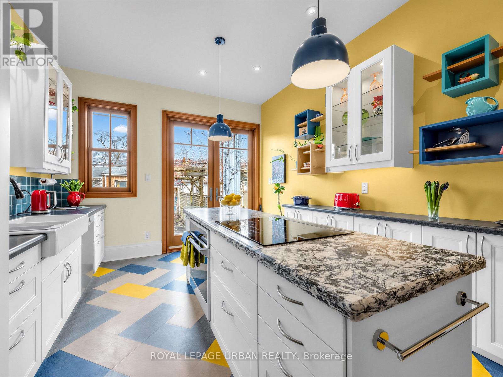 33 Euclid Avenue, Toronto, Ontario  M6J 2J7 - Photo 15 - C12962754