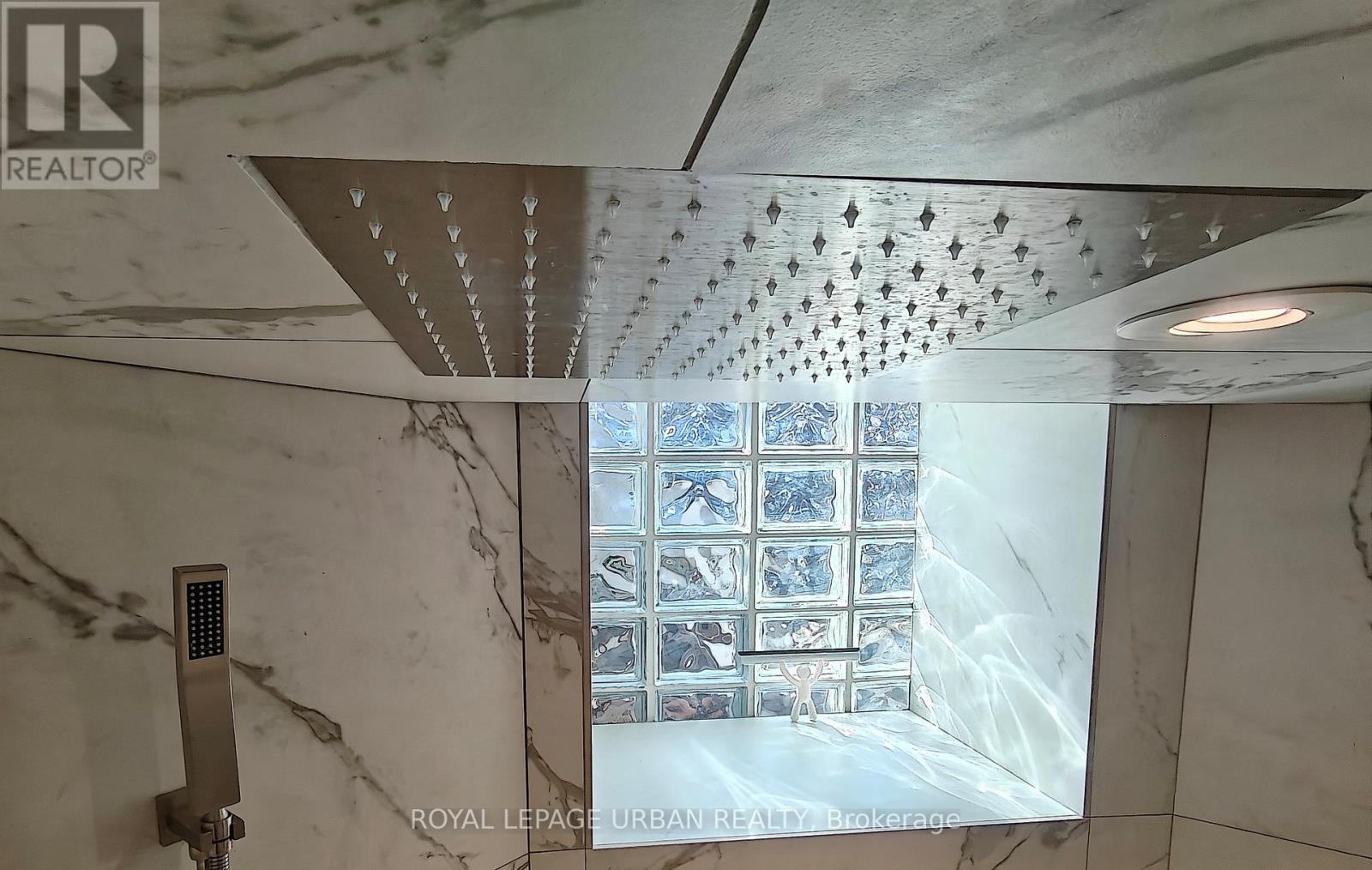 33 Euclid Avenue, Toronto, Ontario  M6J 2J7 - Photo 35 - C12962754