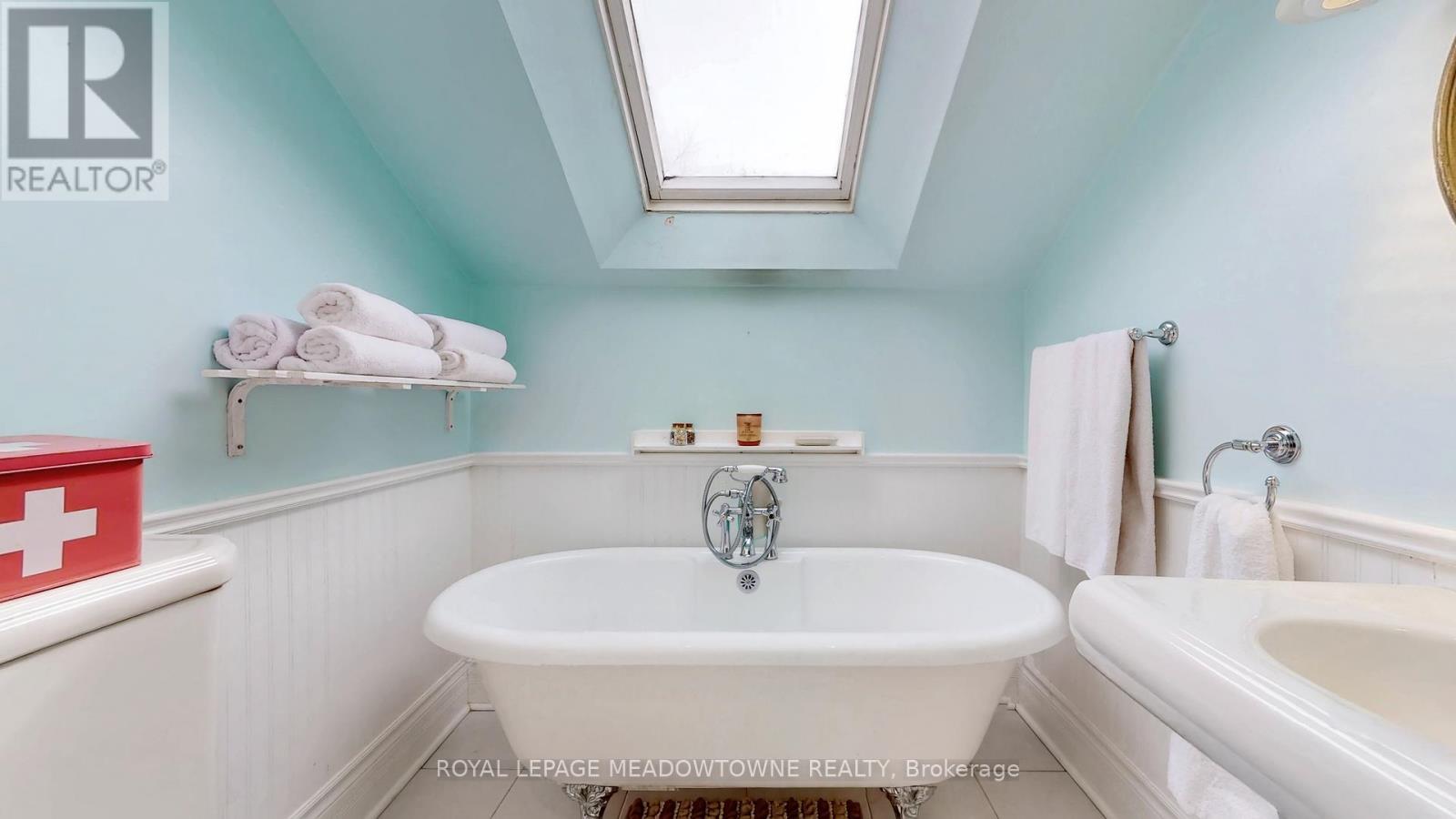 5595 25 Side Road, Milton, Ontario  L7J 2L7 - Photo 41 - W12854686