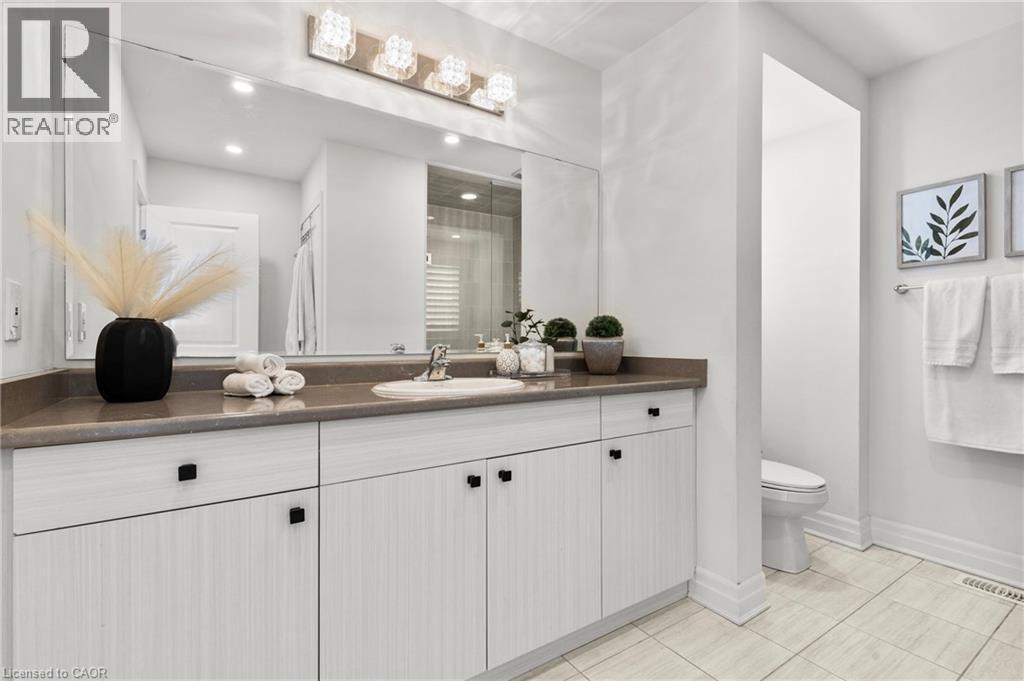 136 Hatt Court, Milton, Ontario  L9E 1G7 - Photo 35 - 40808087