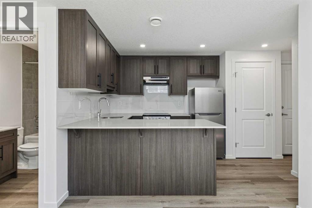 25 Yorkstone Row SW, Calgary, Alberta  T2X 5H4 - Photo 31 - A2296058