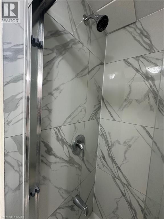 7255 Dooley Drive, Mississauga, Ontario  L4T 2S7 - Photo 6 - 40814821