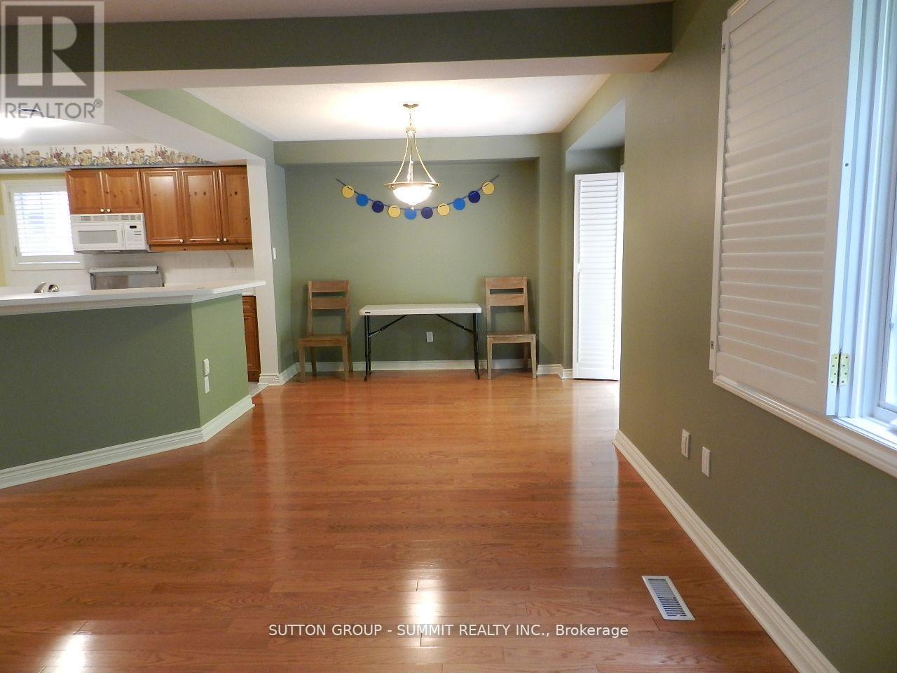 16 - 5490 Glen Erin Drive, Mississauga, Ontario  L5M 5R4 - Photo 6 - W12974982