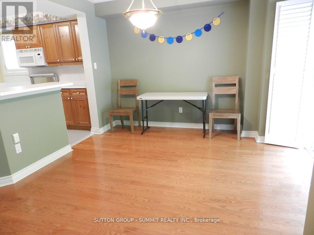 16 - 5490 Glen Erin Drive, Mississauga, Ontario  L5M 5R4 - Photo 7 - W12974982