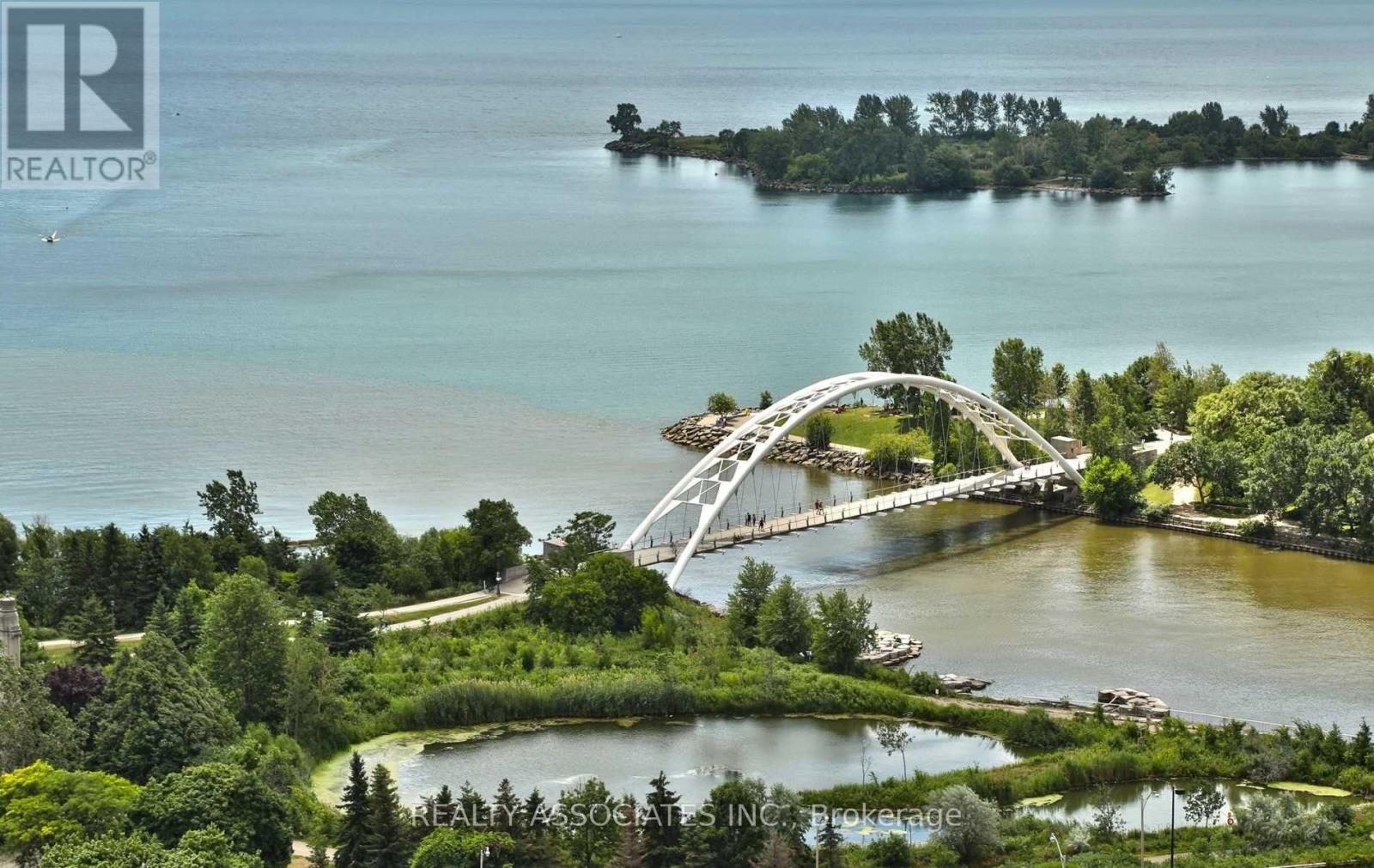 813 - 105 The Queensway Way, Toronto, Ontario  M6S 5B5 - Photo 15 - W12974990