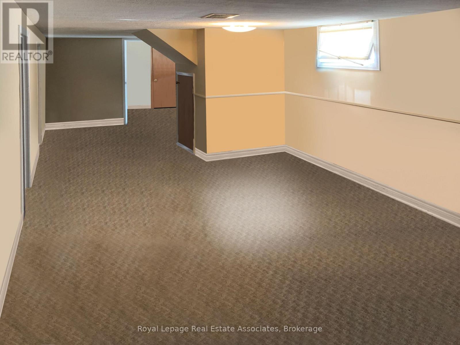 3498 Ashcroft Crescent, Mississauga, Ontario  L5C 2E7 - Photo 15 - W12975024