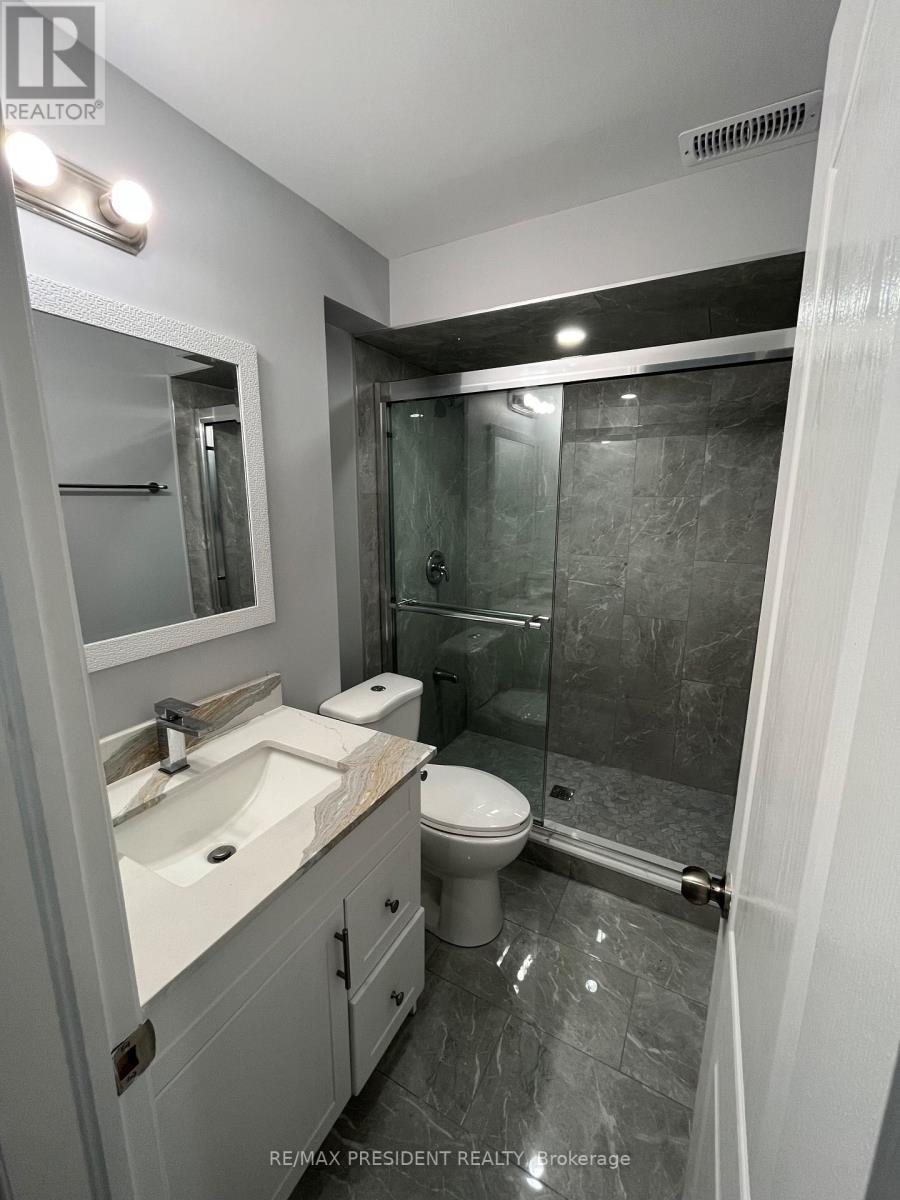 21 Horizon Street, Brampton, Ontario  L6P 2J3 - Photo 7 - W12975030