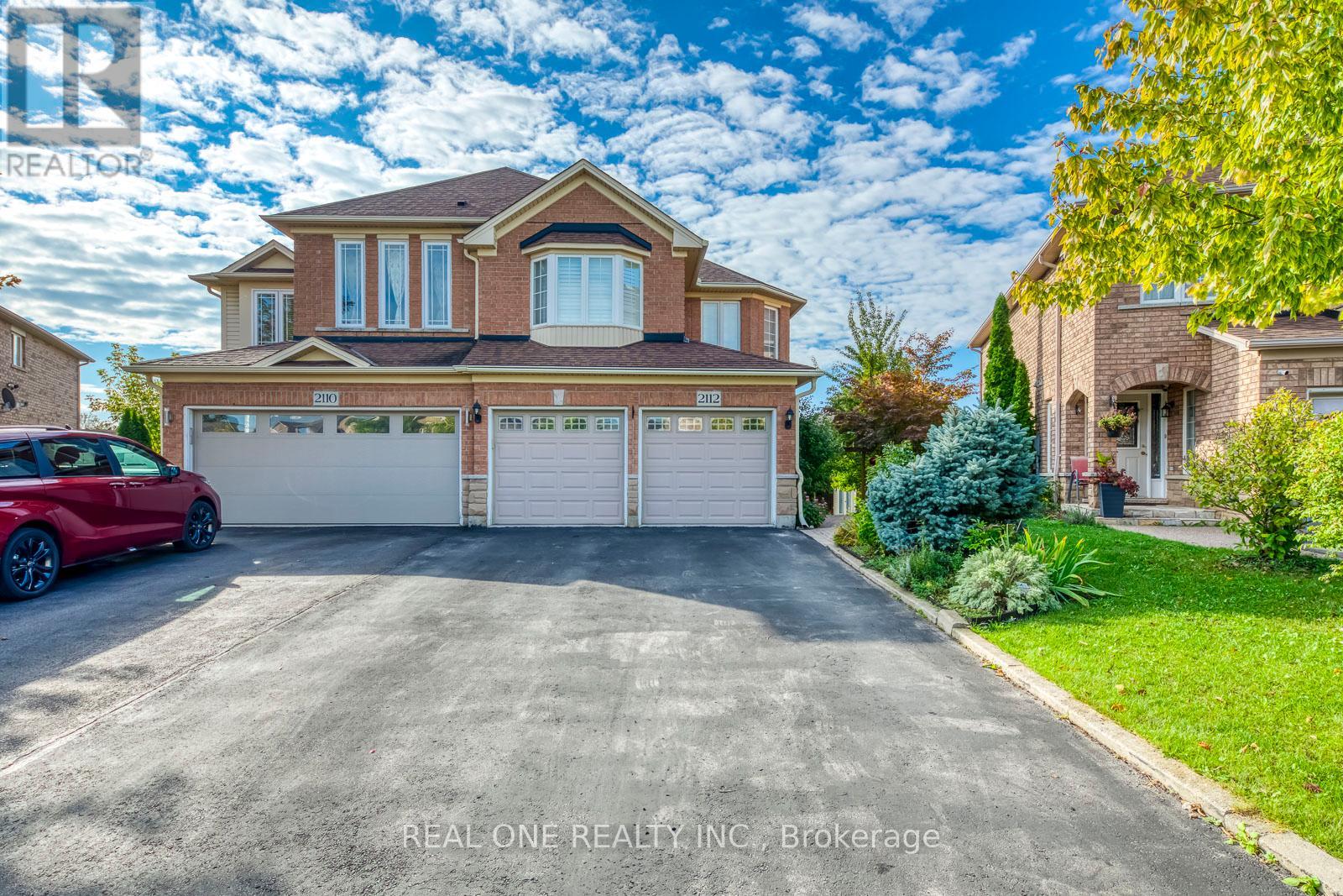 2112 REDSTONE CRESCENT, Oakville, Ontario