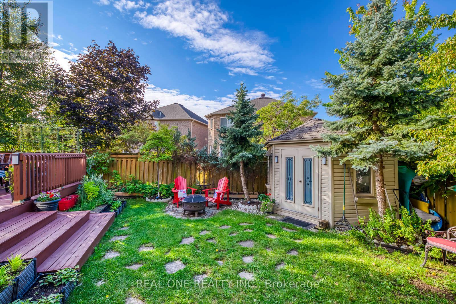 2112 Redstone Crescent, Oakville, Ontario  L6M 5B2 - Photo 45 - W12975076