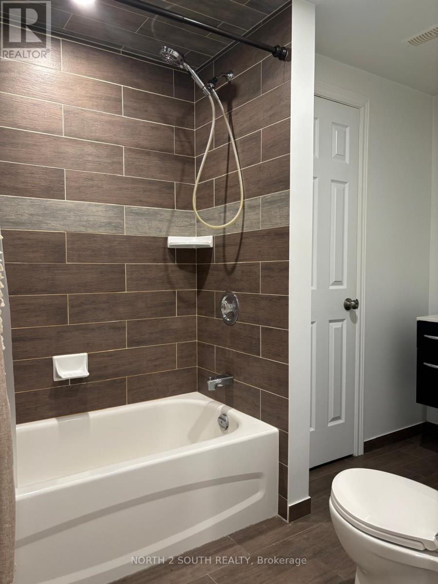 Bsmt - 23 Vanwood Crescent, Brampton, Ontario  L6P 2X3 - Photo 11 - W12975082