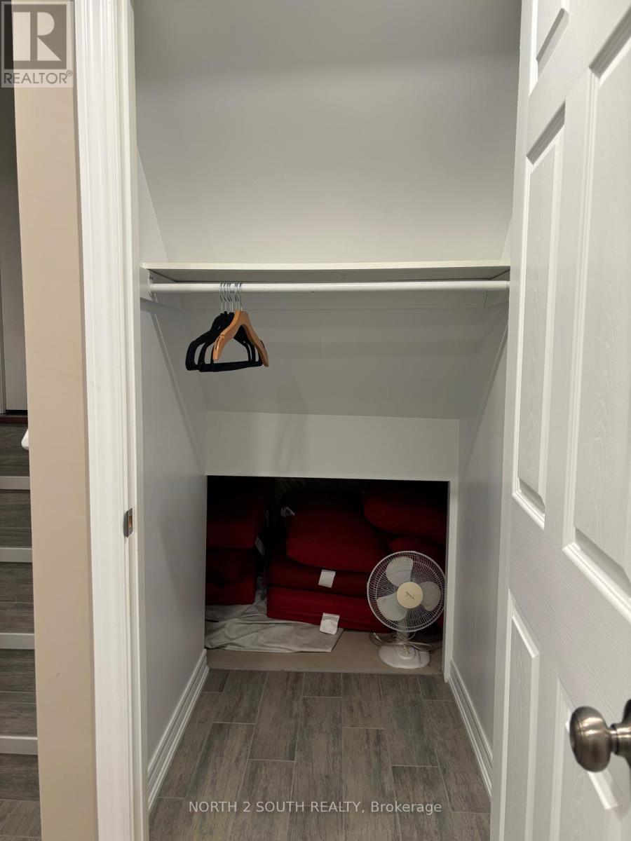 Bsmt - 23 Vanwood Crescent, Brampton, Ontario  L6P 2X3 - Photo 17 - W12975082