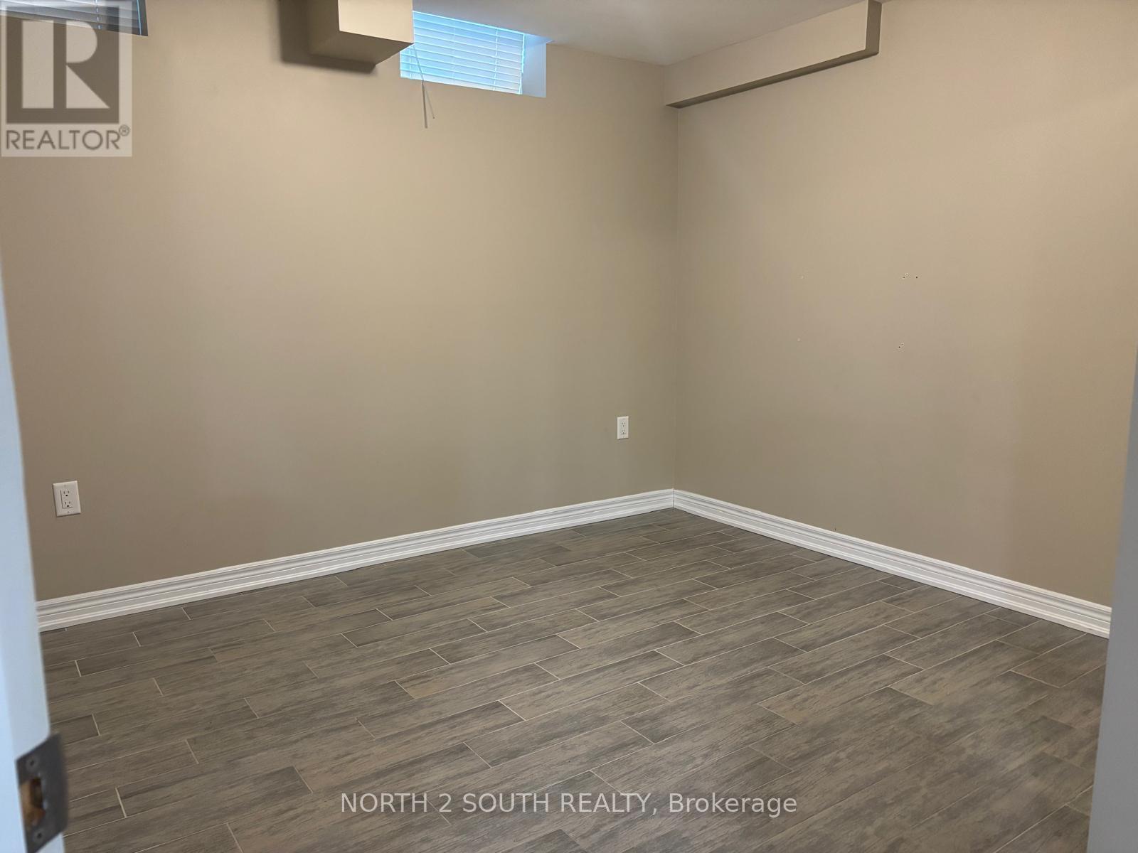 Bsmt - 23 Vanwood Crescent, Brampton, Ontario  L6P 2X3 - Photo 8 - W12975082