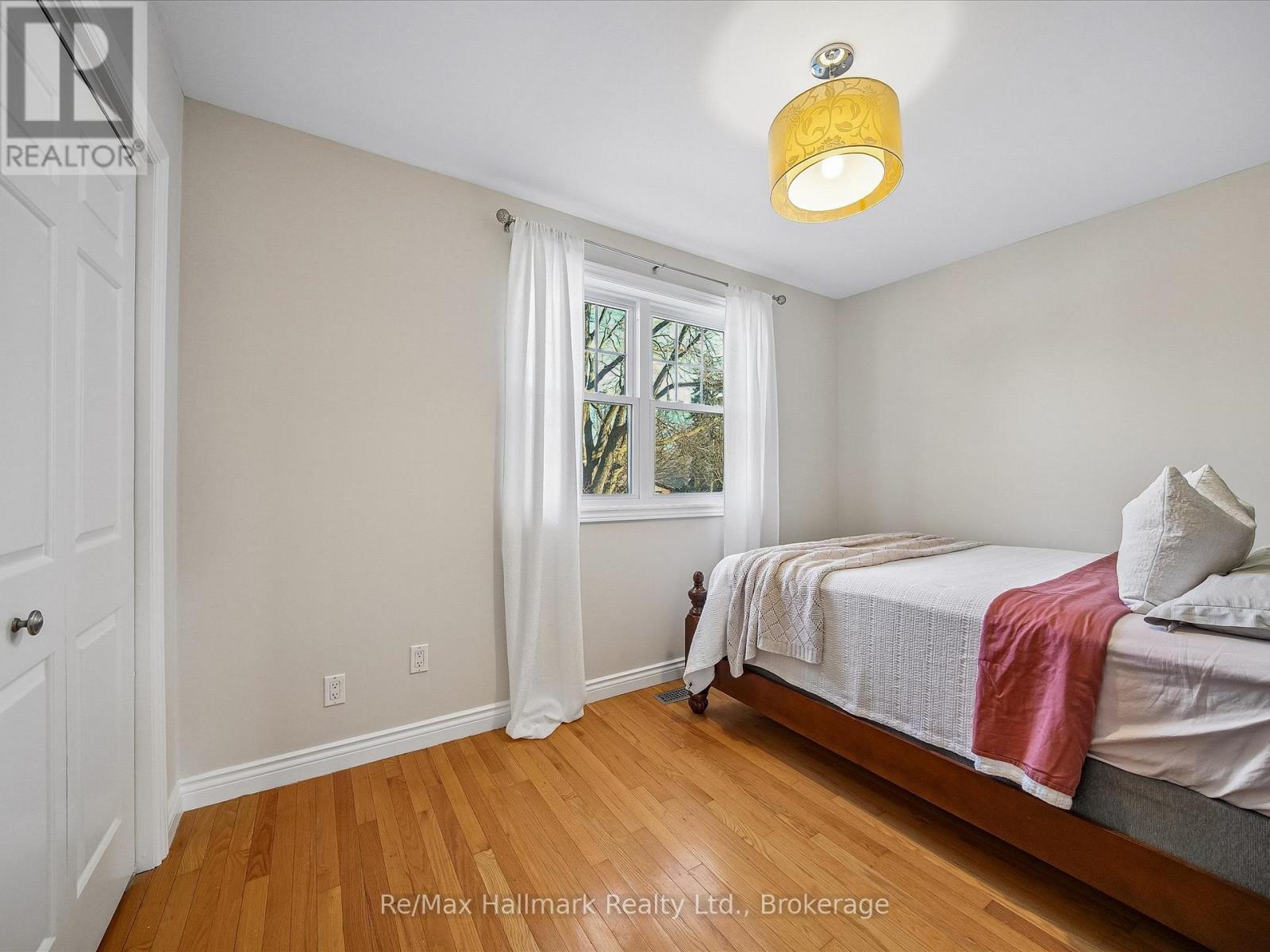 2103 Constance Drive, Oakville, Ontario  L6J 5V1 - Photo 25 - W12970324