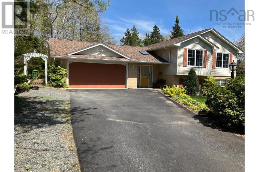 16 Sherwood Drive, stillwater lake, Nova Scotia