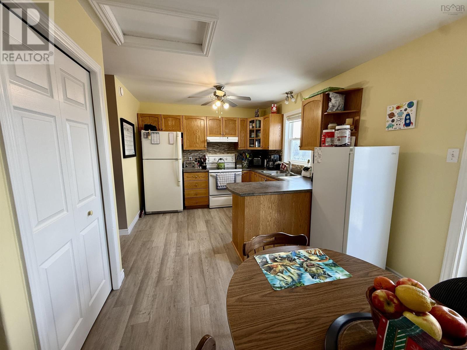 45 Peter Court, Eastern Passage, Nova Scotia  B3G 1S9 - Photo 9 - 202606750