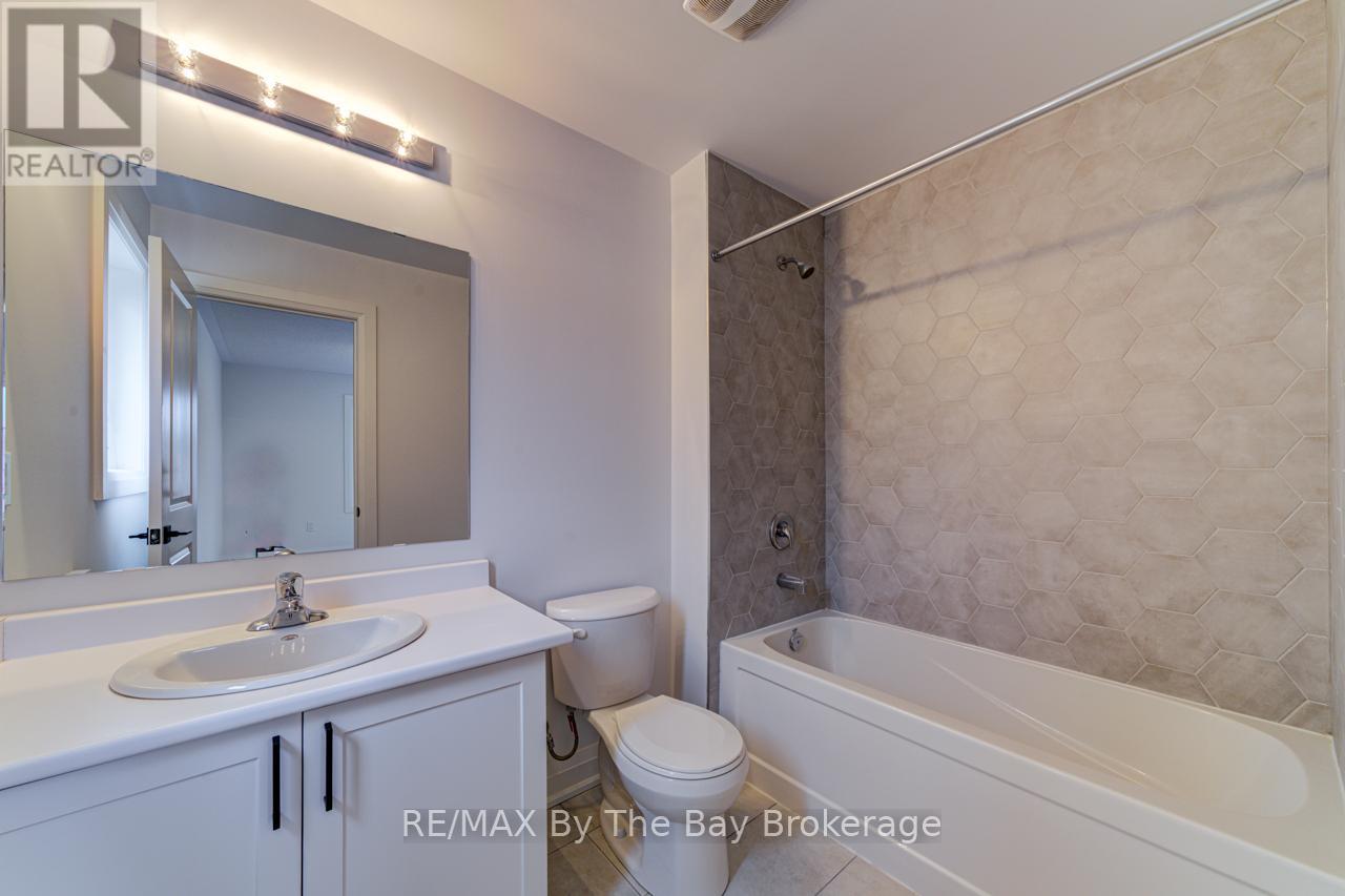 26 Amber Drive, Wasaga Beach, Ontario  L9Z 0R8 - Photo 34 - S12975064