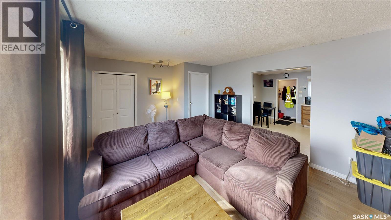 918 Campbell Street, Regina, Saskatchewan  S4T 5P3 - Photo 5 - SK032432