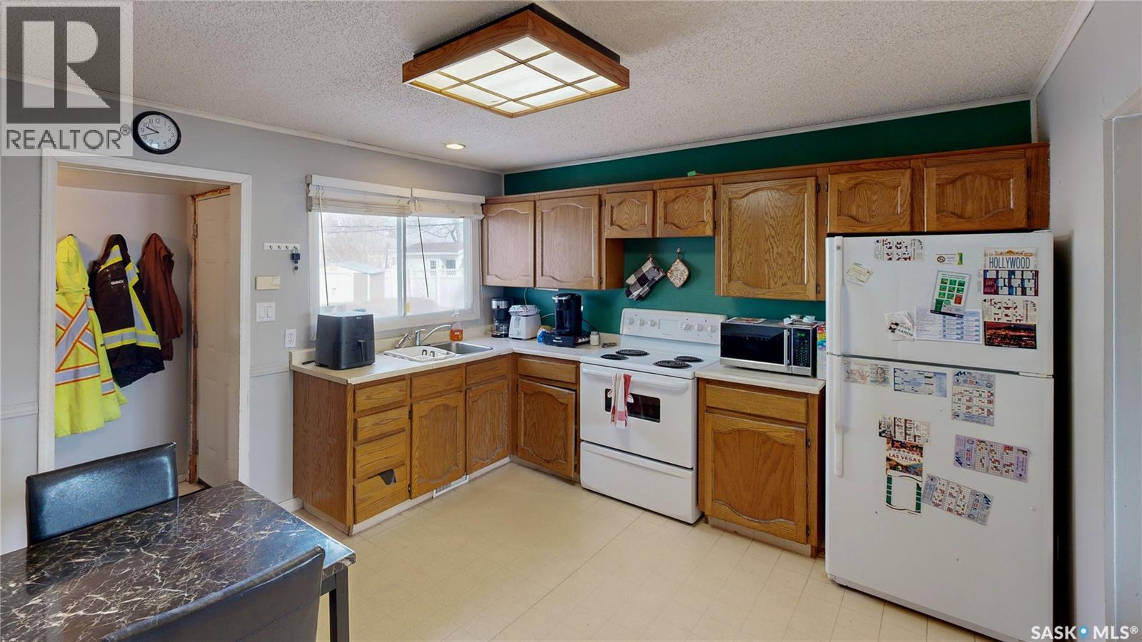 918 Campbell Street, Regina, Saskatchewan  S4T 5P3 - Photo 6 - SK032432