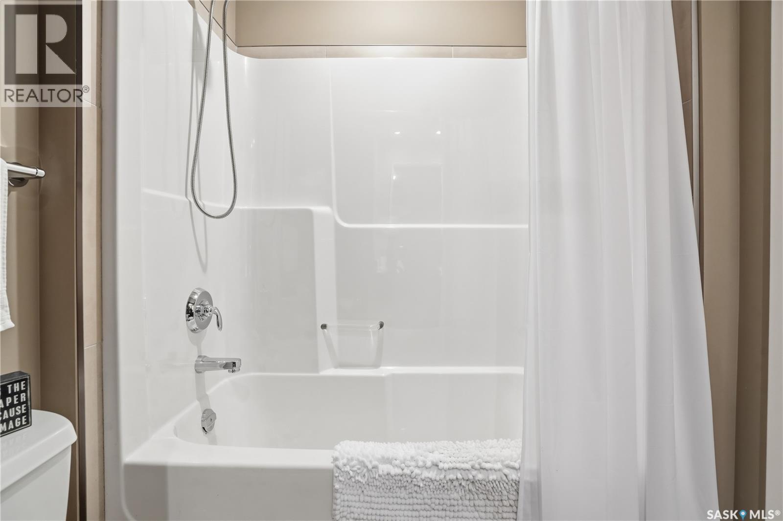 68 Fairway Crescent, White City, Saskatchewan  S4L 0A5 - Photo 23 - SK032115