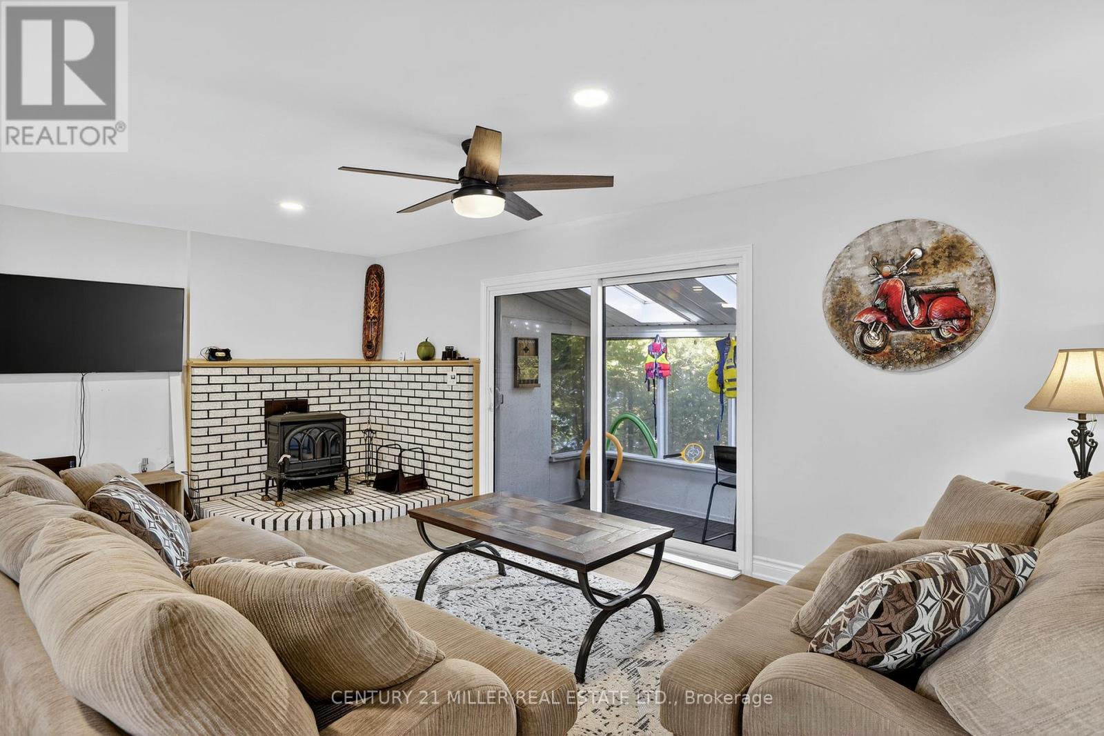 733 Marble Point Road, Marmora And Lake, Ontario  K0K 2M0 - Photo 9 - X12974984