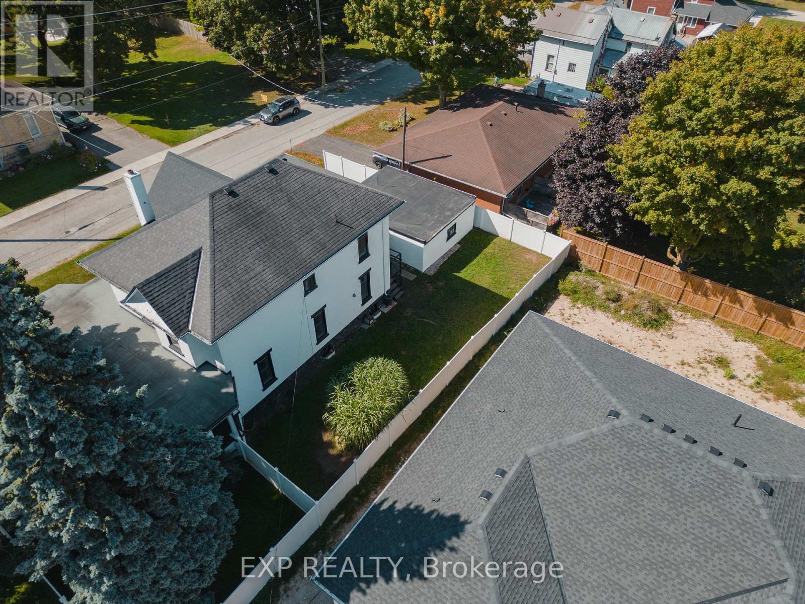 290 Turnberry Street, Huron East, Ontario  N0G 1H0 - Photo 30 - X12975020