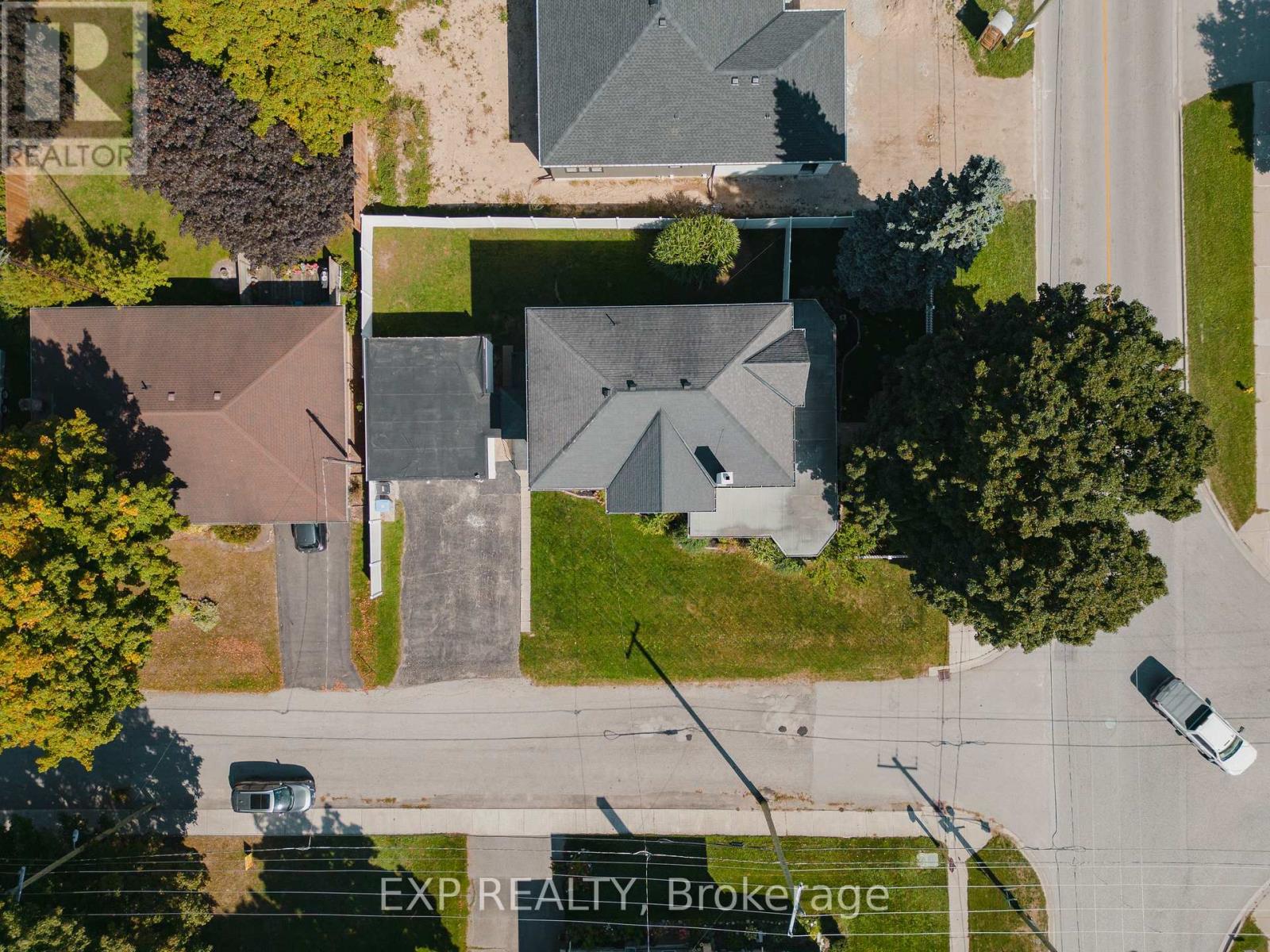 290 Turnberry Street, Huron East, Ontario  N0G 1H0 - Photo 38 - X12975020