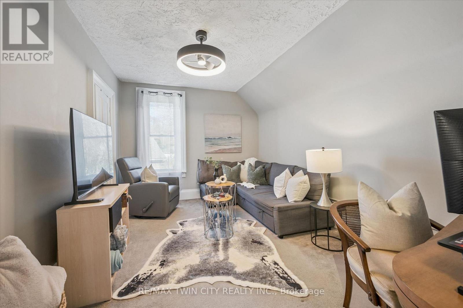 101 Wellington South, Cambridge, Ontario  N1R 3K9 - Photo 14 - X12975038