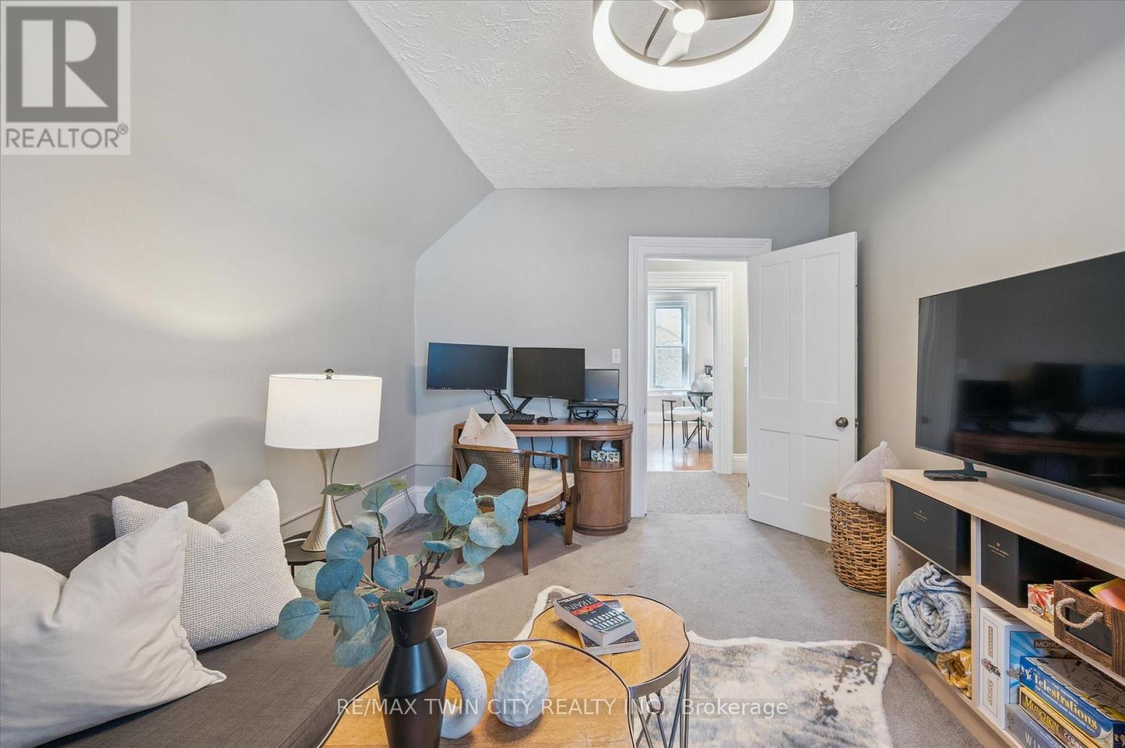 101 Wellington South, Cambridge, Ontario  N1R 3K9 - Photo 15 - X12975038