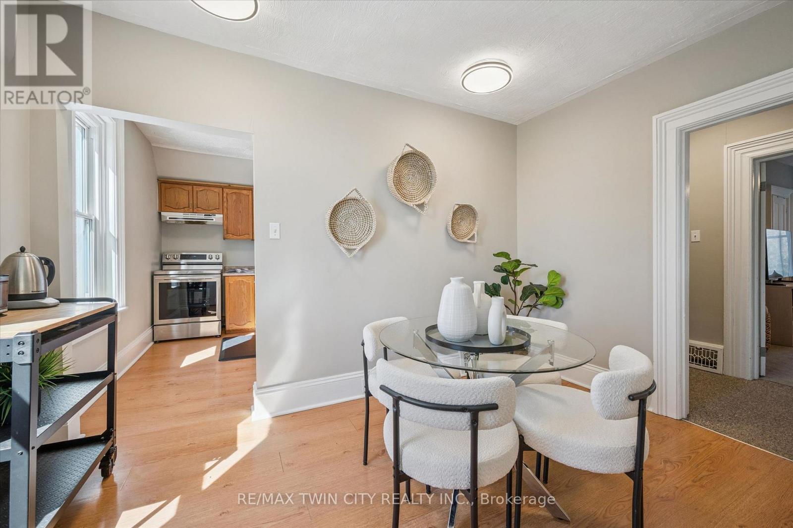 101 Wellington South, Cambridge, Ontario  N1R 3K9 - Photo 16 - X12975038