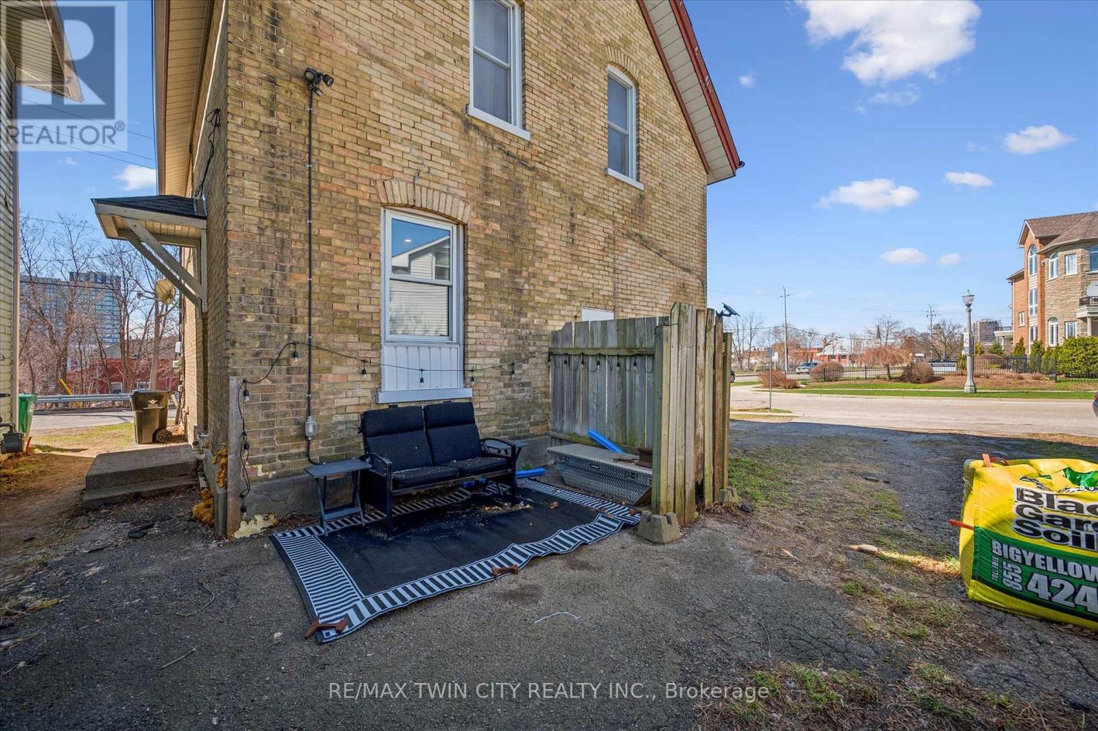 101 Wellington South, Cambridge, Ontario  N1R 3K9 - Photo 28 - X12975038