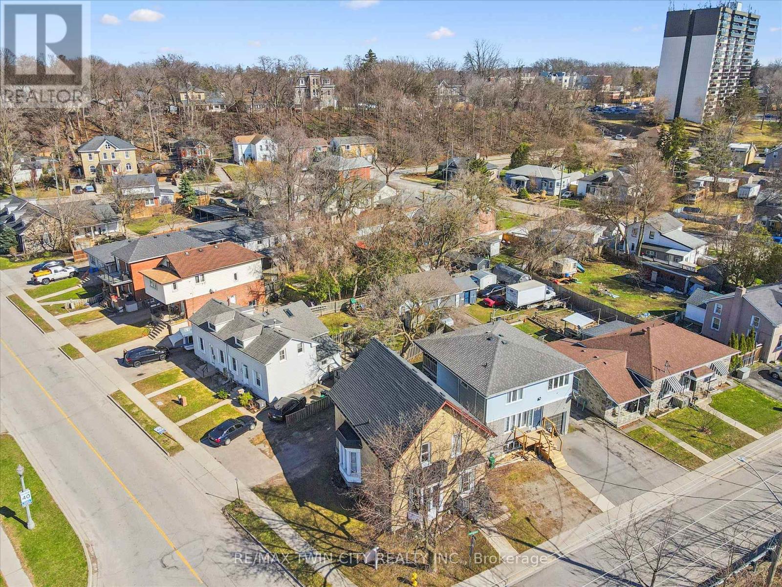 101 Wellington South, Cambridge, Ontario  N1R 3K9 - Photo 32 - X12975038