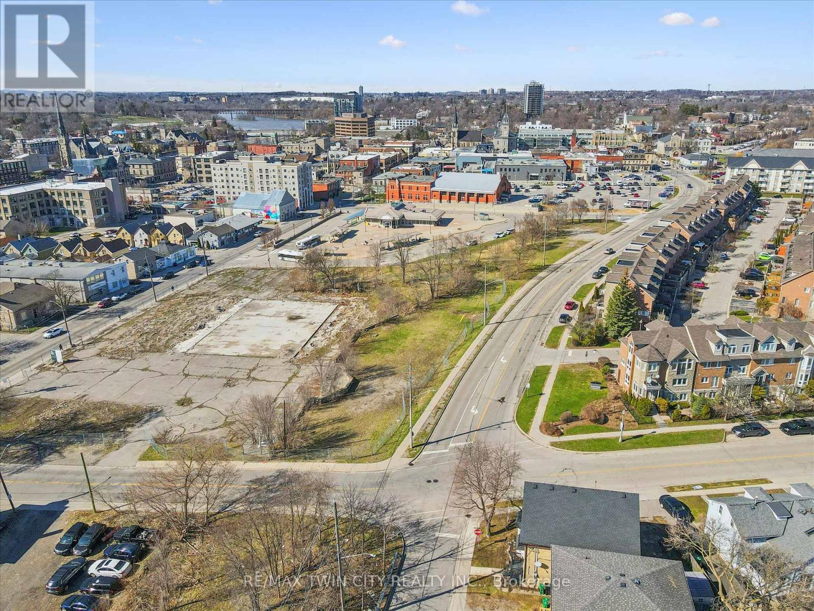 101 Wellington South, Cambridge, Ontario  N1R 3K9 - Photo 33 - X12975038