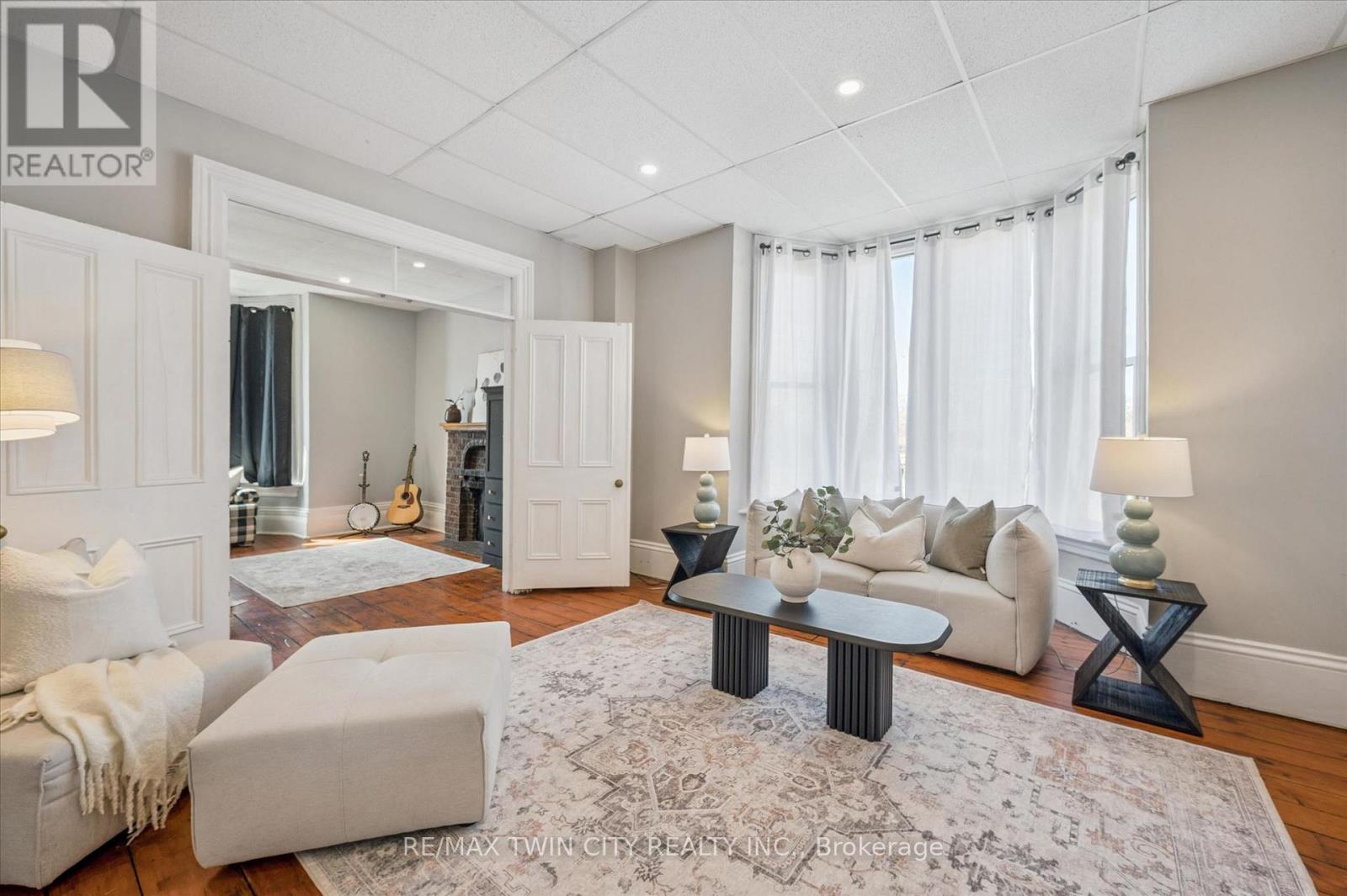 101 Wellington South, Cambridge, Ontario  N1R 3K9 - Photo 4 - X12975038