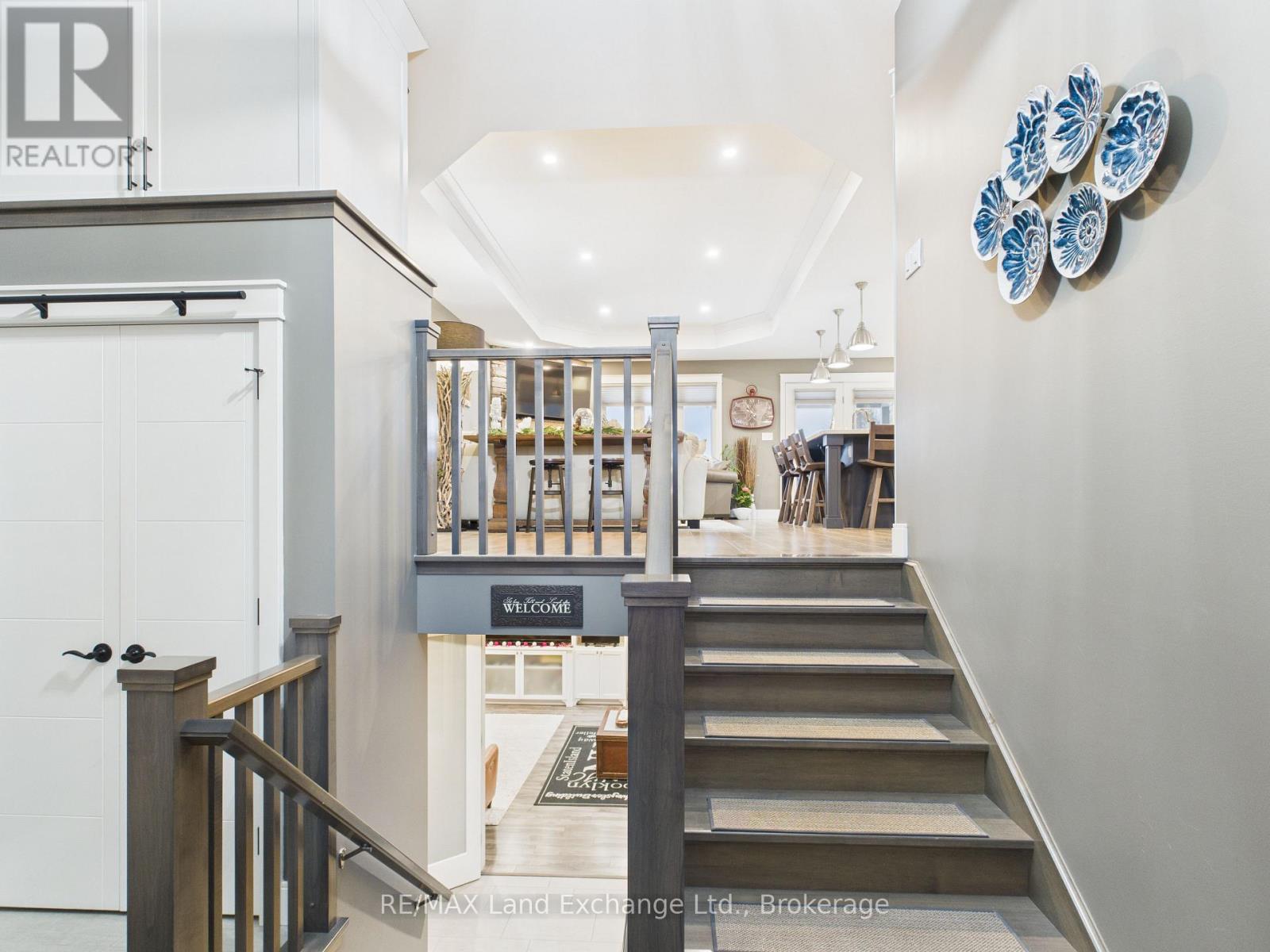 756 Reynolds Drive, Kincardine, Ontario  N2Z 3B6 - Photo 3 - X12601010