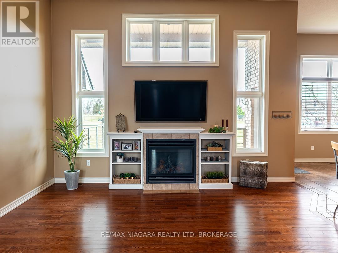 20219 Youngs Road S, Wainfleet, Ontario  L3K 5V4 - Photo 10 - X12464133