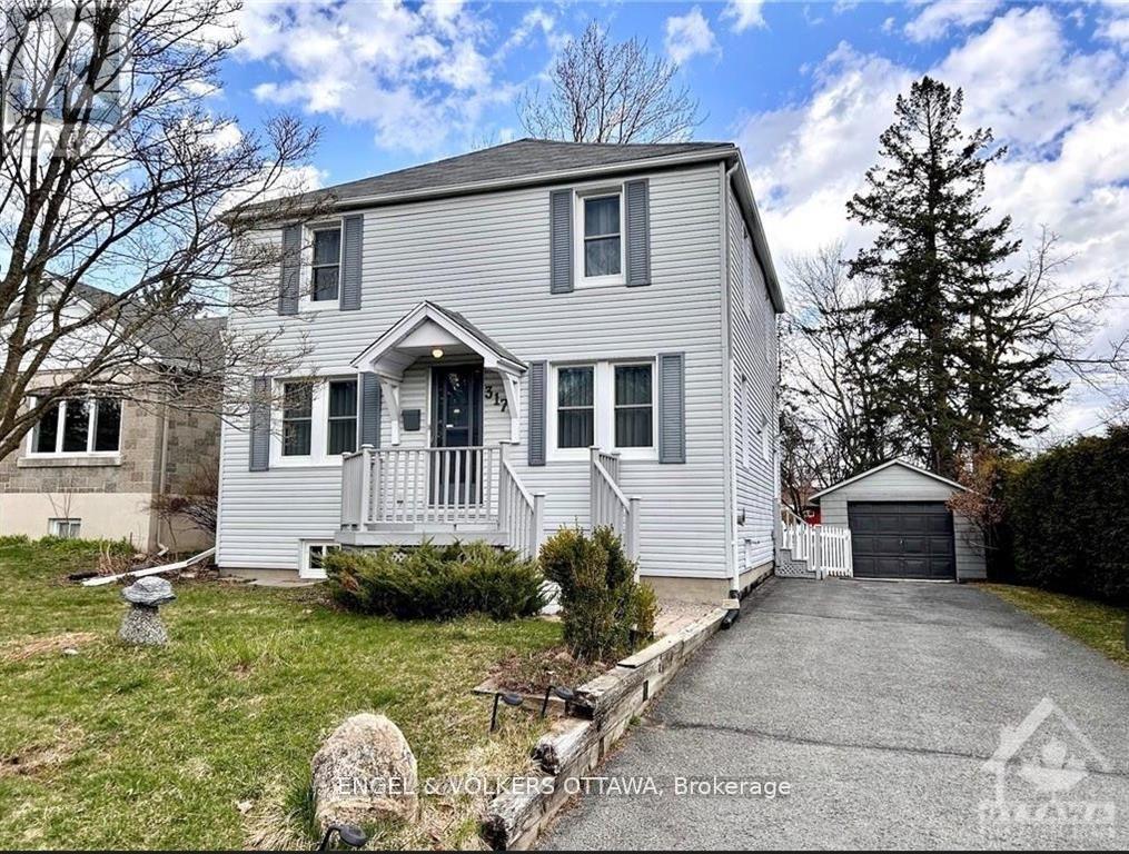 317 SUMMIT AVENUE, Ottawa, Ontario