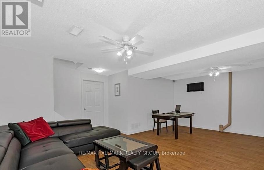 17 Ravenscroft Court, Ottawa, Ontario  K2S 1R3 - Photo 22 - X12973522
