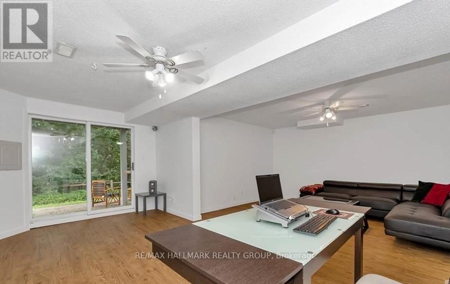 17 Ravenscroft Court, Ottawa, Ontario  K2S 1R3 - Photo 24 - X12973522