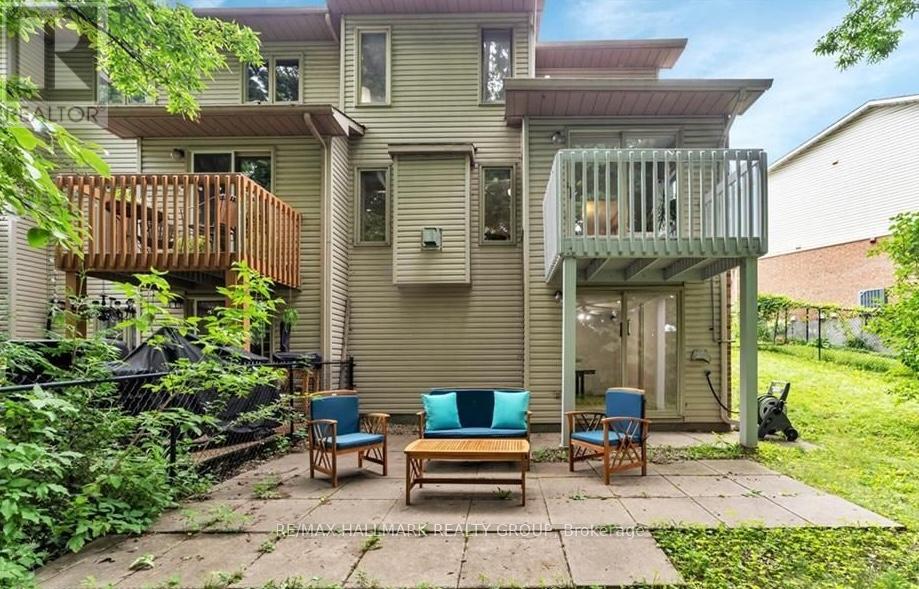 17 Ravenscroft Court, Ottawa, Ontario  K2S 1R3 - Photo 28 - X12973522