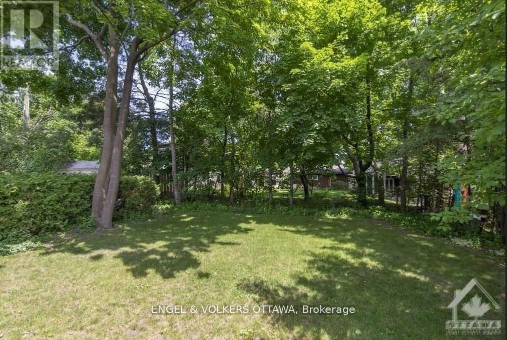 317 Summit Avenue, Ottawa, Ontario  K1H 5Z9 - Photo 18 - X12967186
