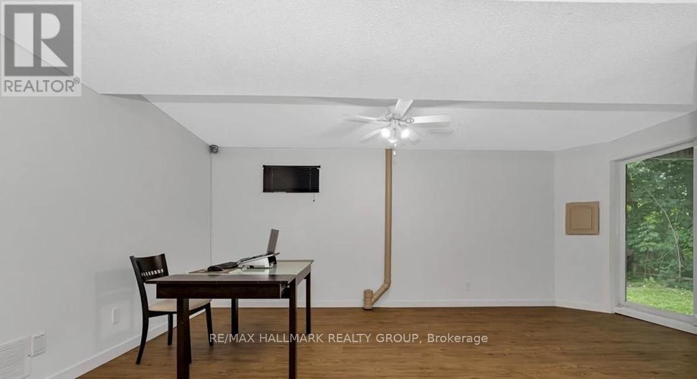 17 Ravenscroft Court, Ottawa, Ontario  K2S 1R3 - Photo 23 - X12973522