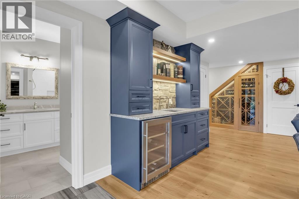 250 Stanley Drive, Waterloo, Ontario  N2L 1H8 - Photo 32 - 40818281