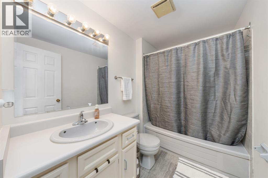 637 O'dell Street, Sarnia, Ontario  N7V 4H7 - Photo 37 - 26007562