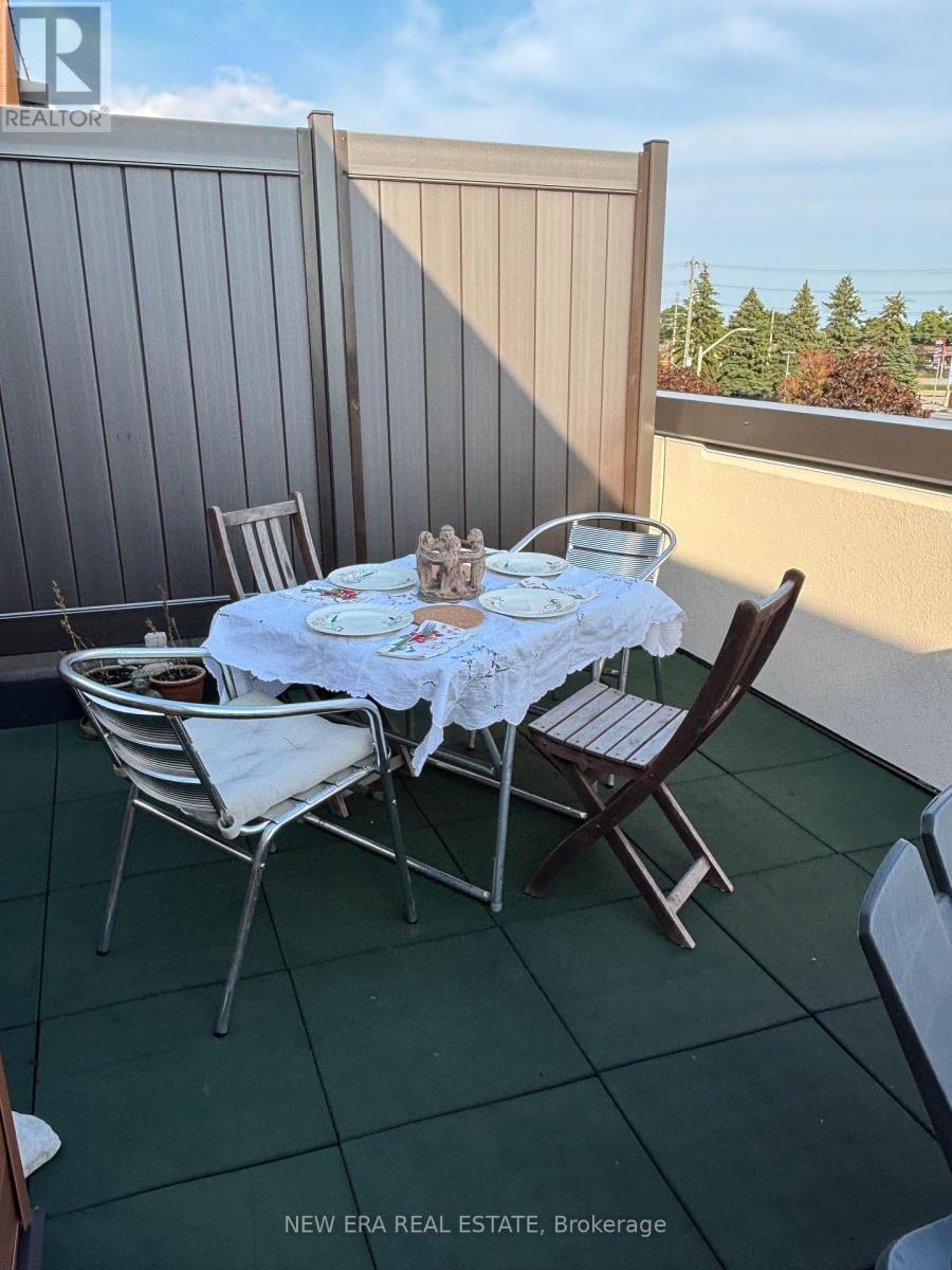 7 - 4015 Hickory Drive, Mississauga, Ontario  L4W 1L1 - Photo 27 - W12971296